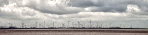Blick aus dem “Weltnaturerbe” und Nationalpark Wattenmeer auf die ostfriesische Küste, April 2015 Foto (C): Manfred Knake
